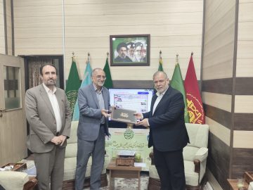 دیدار هیئت امنای هیئت و گروه جهادی هیئت محبین اهل بیت ع کارکنان استانداری قم با فرمانده محترم سپاه امام علی بن ابیطالب ع استان قم